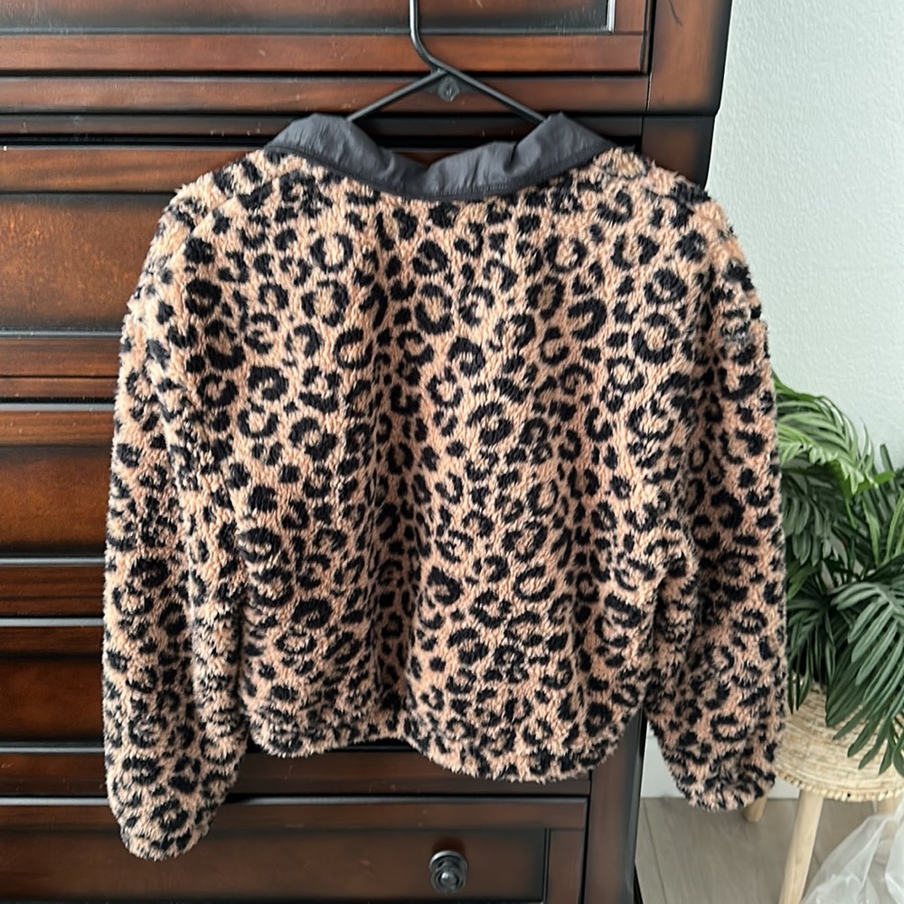 PacSun Leopard jacket - Picture 3 of 3